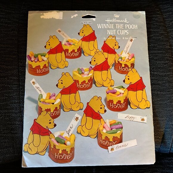 Vintage Hallmark Winnie the Pooh Nut Cups - Picture 1 of 2